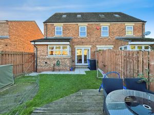 Photo 15- click for photo gallery